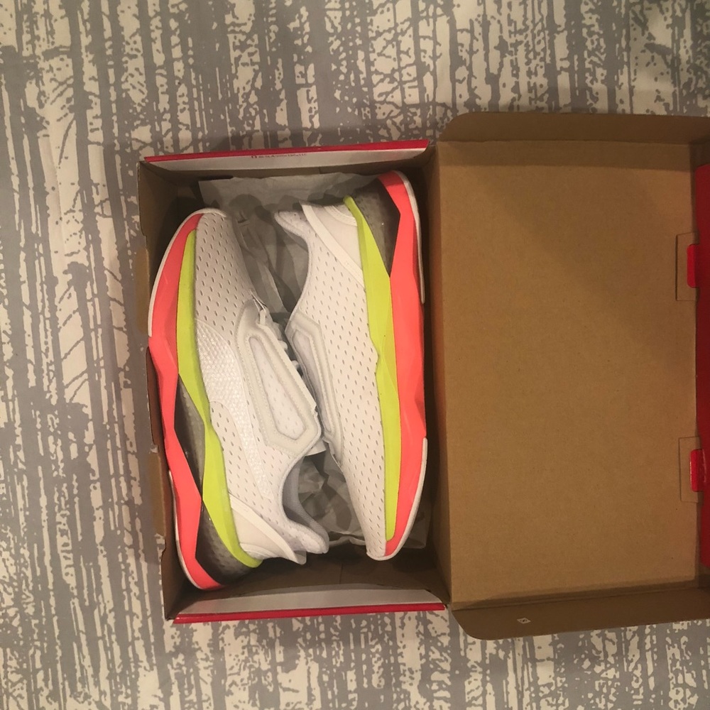 PUMA LQDCELL Shatter XT Training Shoe Size 9